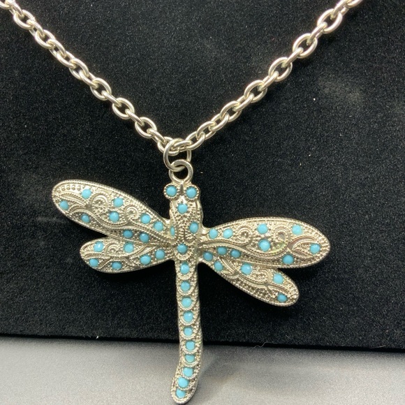 Large dragonfly pendant necklace silver tone 17” - Picture 2 of 5